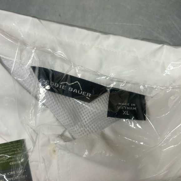 EDDIE BAUER Performance Fishing Shirt with company logo. Men’s XL UV Protection - Picture 3 of 5